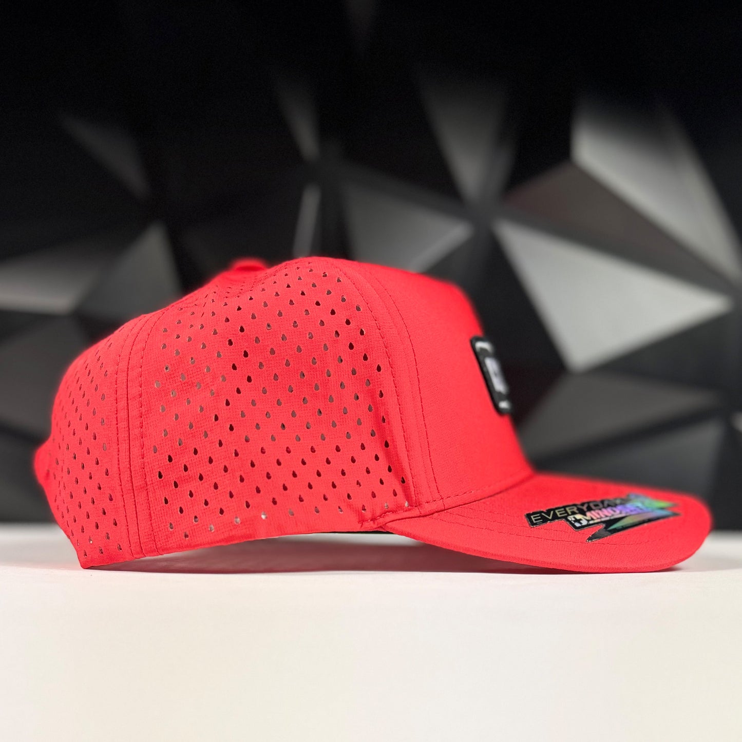 EVERYDAY MINDSET HAT - RADIANT RED